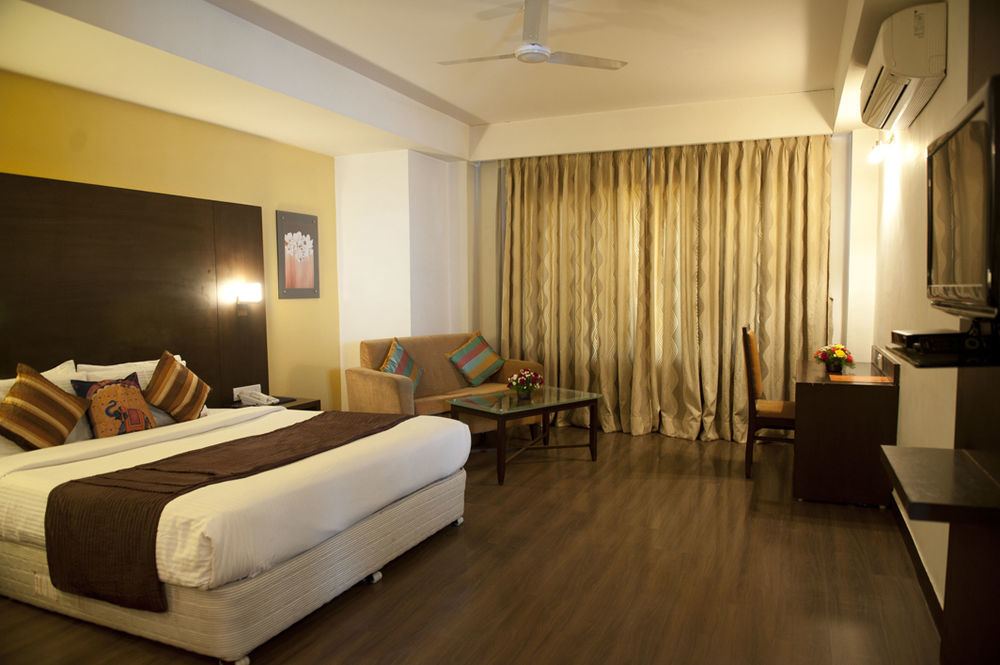 Hotel Siddharta Mysore Eksteriør bilde